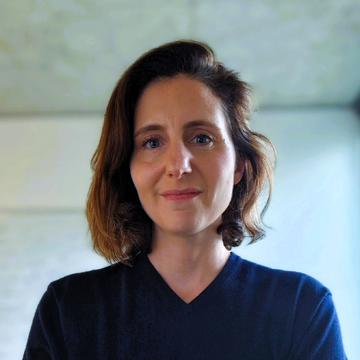 Professor Julie Cosmidis